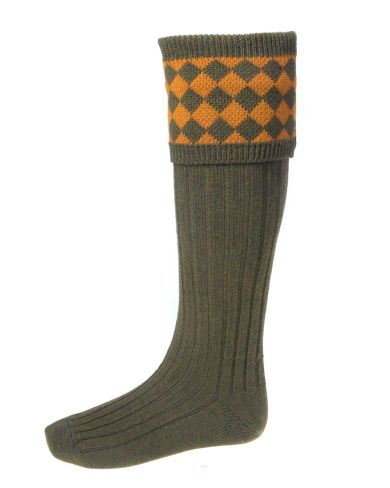 Chessboard Top Shooting Socks Bracken with Garters